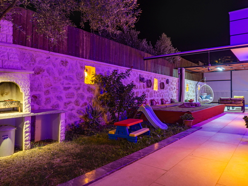  gece  -  Kasım
  | Kalkan Patara'da Muhafazakar Villada Özel Havuzlu Tatil – 5 Kişilik Konfor